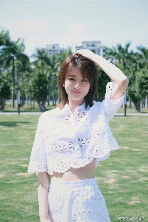 娱乐吃瓜酱服饰图片大全,娱乐吃瓜酱服饰图片大全赏析